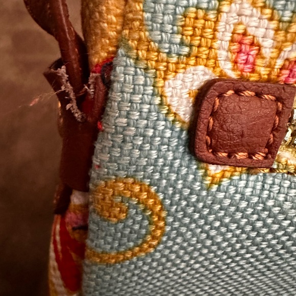 UC - Spartina 449 crossbody bag and coin purse / Paisley - Picture 11 of 13